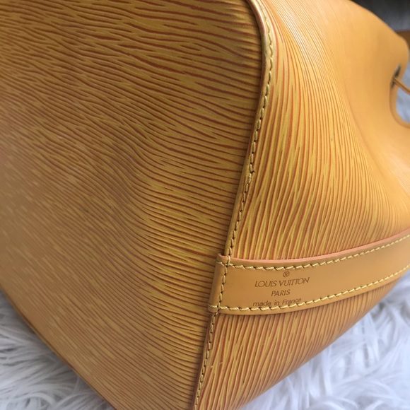 ❗️SOLD LV Epi Petit Noe in Tassil yellow - Picture 3 of 9